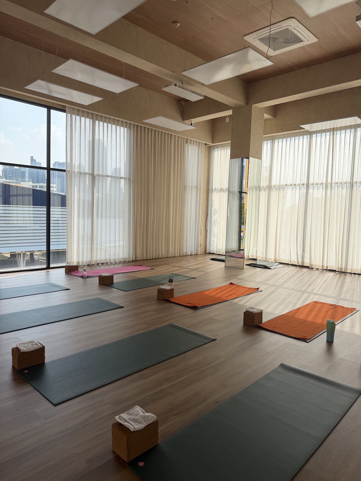 LŪMA Movement Studio - @lumabkk.studio